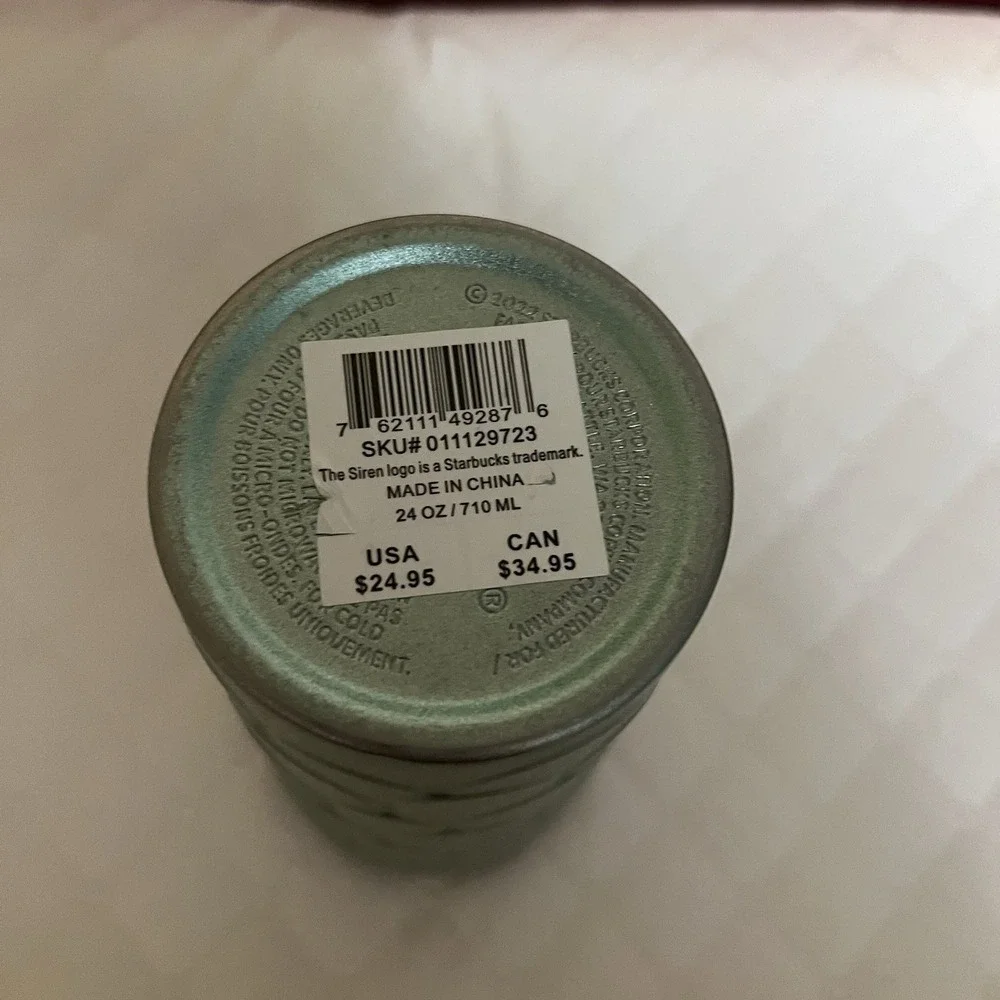 Starbucks Tumbler 2022 Mermaid Scales Green Glitter‎ Textured 24oz